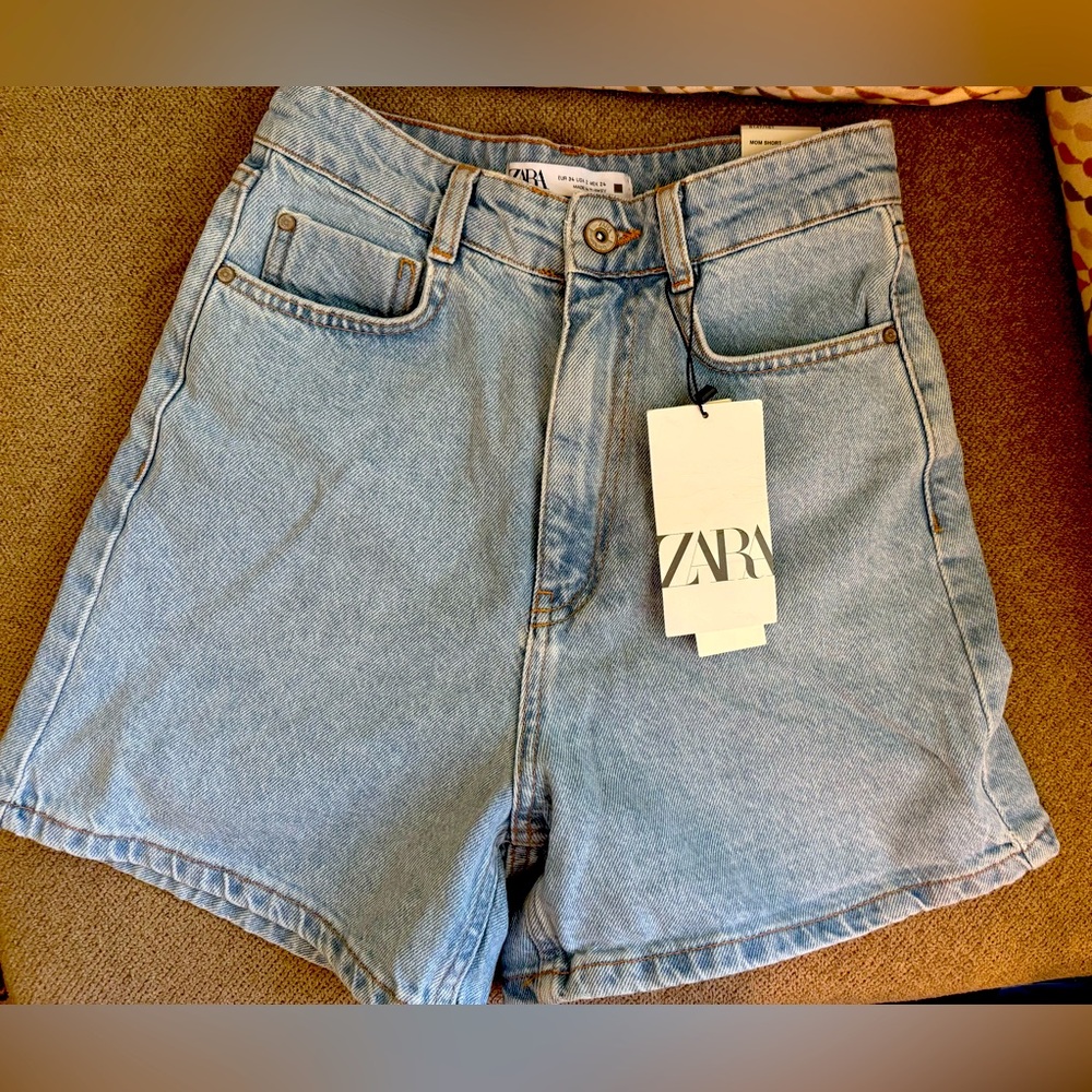 Zara Women's Light Blue mom jeans shorts NWT size 2
